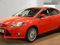 Usado Ford Focus Zetec 2014 Rojo Utilitario