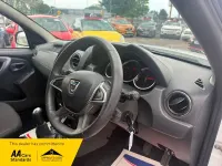 Used Dacia Duster Ambiance 114 HP (83 kW) 2018 White SUV