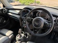 Used Mini Cooper S Exclusive 192 HP (141 kW) 2019 Silver Hatchback