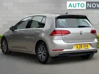 Used VW Golf VII SE 128 HP (94 kW) 2018 Silver Hatchback