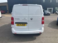 Used Vauxhall Vivaro 145 HP (106 kW) 2025 White MPV