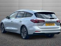 Usado Ford Focus Titanium X 125 CV (91 kW) 2023 Plateado Familiar