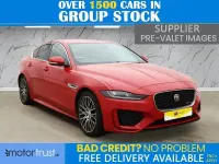 Begagnad Jaguar XE R-Dynamic 180 HK (132 kW) 2019 Röd Sedan