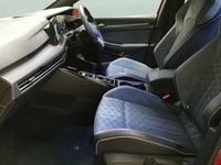 Used VW Golf VIII R-line 150 HP (110 kW) 2023 Red Estate