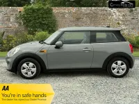 Begagnad Mini ONE Hatch 102 HK (75 kW) 2017 Grå Halvkombi