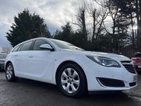Used Vauxhall Insignia 163 HP (119 kW) 2013 White Estate