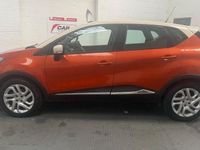 Usado Renault Captur Dynamique 90 HP (66 kW) 2015 Laranja SUV