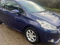 Used Peugeot 208 Active 82 HP (60 kW) 2014 Hatchback