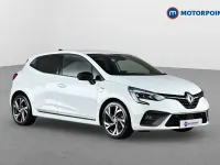 Used Renault Clio V RS Line 90 HP (66 kW) 2023 White Hatchback