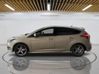 Used Ford Focus ST-Line X 140 HP (102 kW) 2018 Silver Hatchback