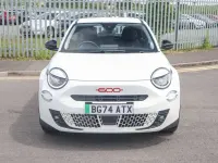Used Fiat 600 Red 114 kW (156 HP) 2024 White SUV