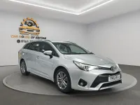 Used Toyota Avensis Business Edition 112 HP (82 kW) 2016 Silver Estate
