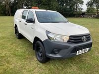 Used Toyota HiLux Active 150 HP (110 kW) 2020 White Pickup