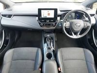 Used Toyota Corolla Design 140 HP (102 kW) 2024 Blue Hatchback