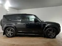 Used Land Rover Defender SE Dynamic 250 HP (183 kW) 2021 Black SUV