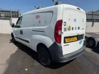 Used Vauxhall Combo S 105 HP (77 kW) 2016 White MPV