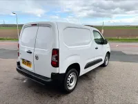Used Vauxhall Combo 100 HP (73 kW) 2025 White MPV