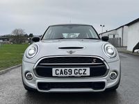 Used Mini Cooper S Classic 189 HP (139 kW) 2019 Silver Hatchback