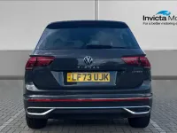 Usado VW Tiguan Elegance 245 HP (180 kW) 2023 Cinzento SUV