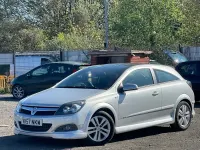 Używany Vauxhall Astra 90 KM (66 kW) 2008 Srebrny Hatchback