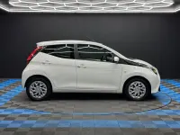 Used Toyota Aygo X-play 72 HP (52 kW) 2021 White Hatchback