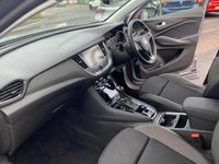 used Vauxhall Grandland X 1.2 Turbo Sport Nav Auto Euro 6 (s/s) 5dr