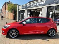 Used Renault Clio IV Dynamique 90 HP (66 kW) 2015 Red Hatchback