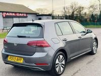 Usado VW e-Golf 99 kW (135 HP) 2019 Cinzento Citadino