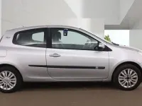 Used Renault Clio 2010 Silver Hatchback