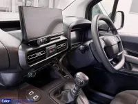 Used Vauxhall Combo S 130 HP (95 kW) 2024 White MPV