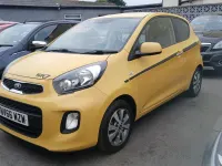Used Kia Picanto 65 HP (47 kW) 2017 Yellow Hatchback