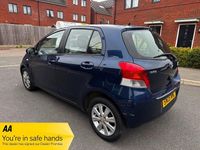 Used Toyota Yaris 2009 Blue Hatchback