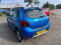 Used Dacia Sandero Lauréate 90 HP (66 kW) 2018 Blue Hatchback