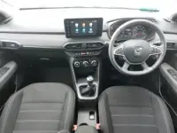 Usado Dacia Jogger Comfort 109 HP (80 kW) 2022 Branco Monovolume