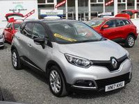 Used Renault Captur Dynamique 90 HP (66 kW) 2017 Silver/black SUV