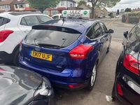 Usado Ford Focus Zetec 2017 Azul Citadino