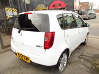 Used Mitsubishi Colt 95 HP (69 kW) 2009 White Hatchback