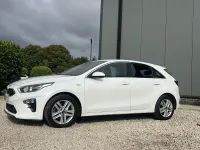 Used Kia Ceed 136 HP (100 kW) 2019 White Hatchback
