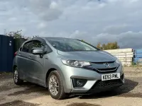 Used Honda Fit 132 HP (97 kW) 2013 White Hatchback