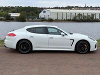 Used Porsche Panamera 570 HP (419 kW) 2015 White Hatchback