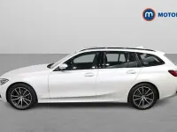 Used BMW 320 Sport Line 184 HP (135 kW) 2021 White Estate