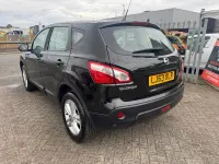 Used Nissan Qashqai Acenta 117 HP (86 kW) 2013 Black SUV