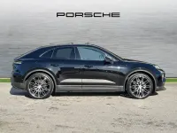 Used Porsche Macan 264 kW (360 HP) 2025 Black SUV