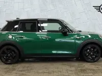 Used Mini Cooper S Classic 176 HP (129 kW) 2023 Green Hatchback