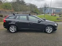 Usado Volvo V60 Business Edition 120 HP (88 kW) 2017 Preto Carrinha