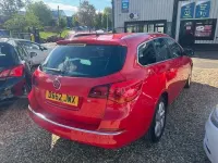 Usado Vauxhall Astra SRi 2013 Rojo Familiar