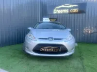 Usado Ford Fiesta Zetec 94 HP (69 kW) 2012 Prateado Citadino