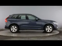 Used Volvo XC60 Momentum 247 HP (181 kW) 2022 Blue SUV