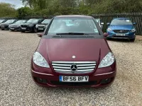 Begagnad Mercedes A180 Elegance 2006 Röd Halvkombi