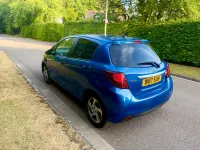 Used Toyota Yaris 2017 Blue Hatchback